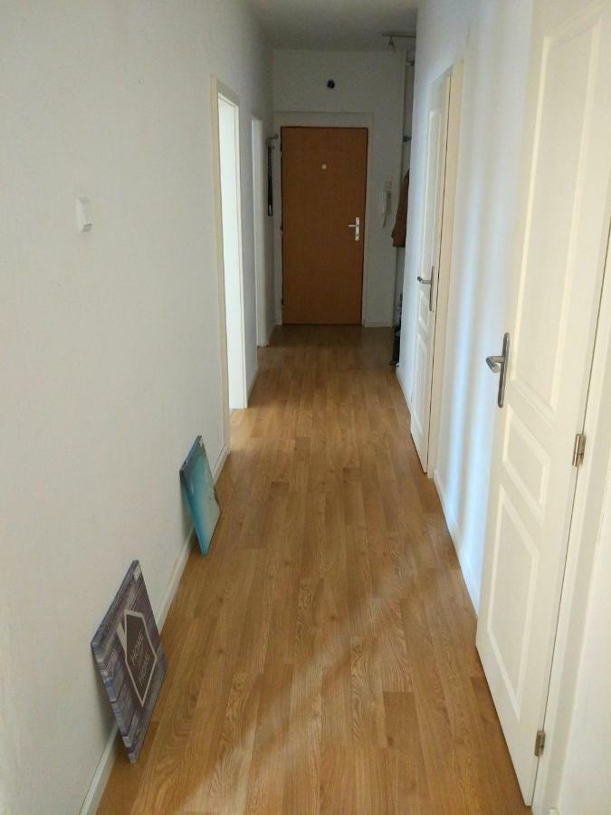 Riverview Apartment 브라티슬라바 외부 사진